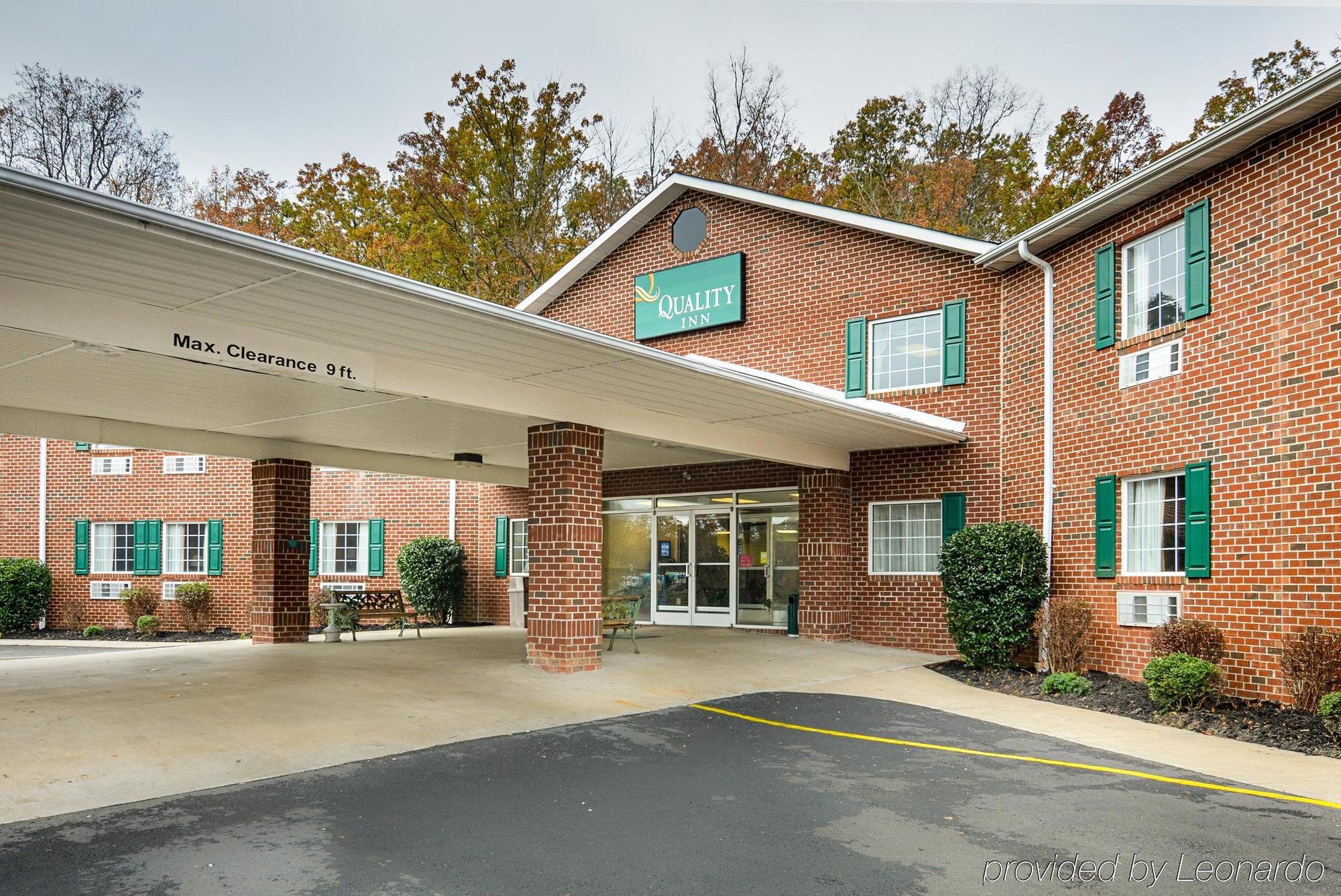 Quality Inn Burkeville Hwy 360 & 460 Exterior photo